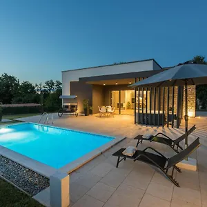  Villa Dual
